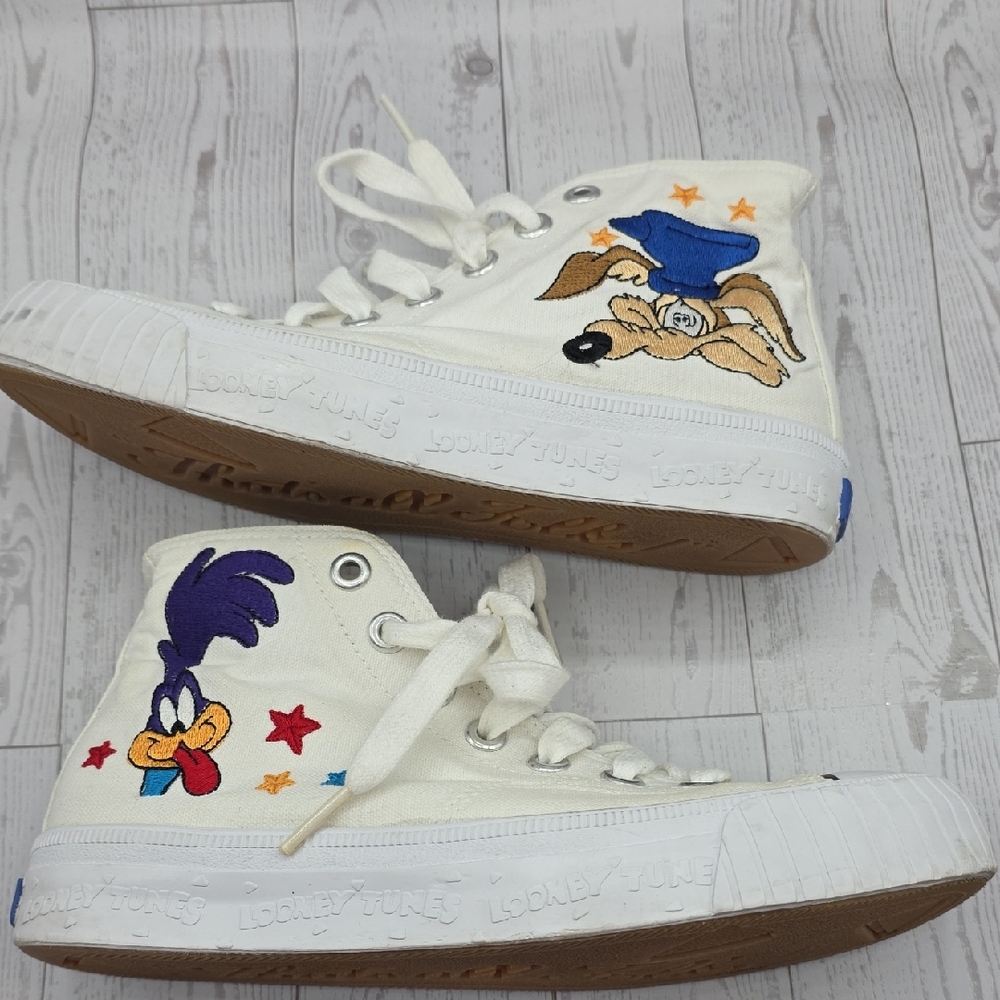 Vintage 93 Keds Looney Tunes Sneakers - Road Runner and Coyote, White and Blue